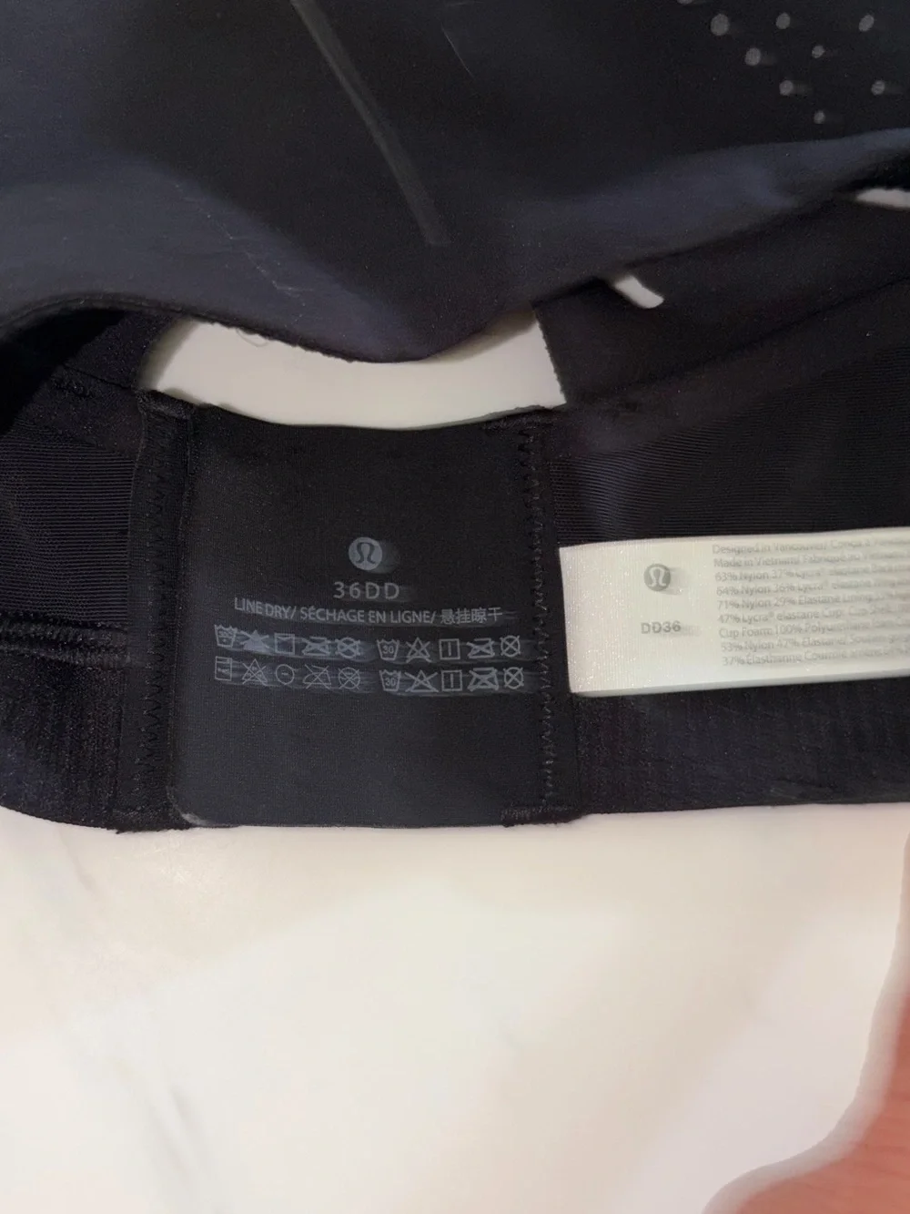 Lululemon Air Support Bra Size 36DD Black High Support